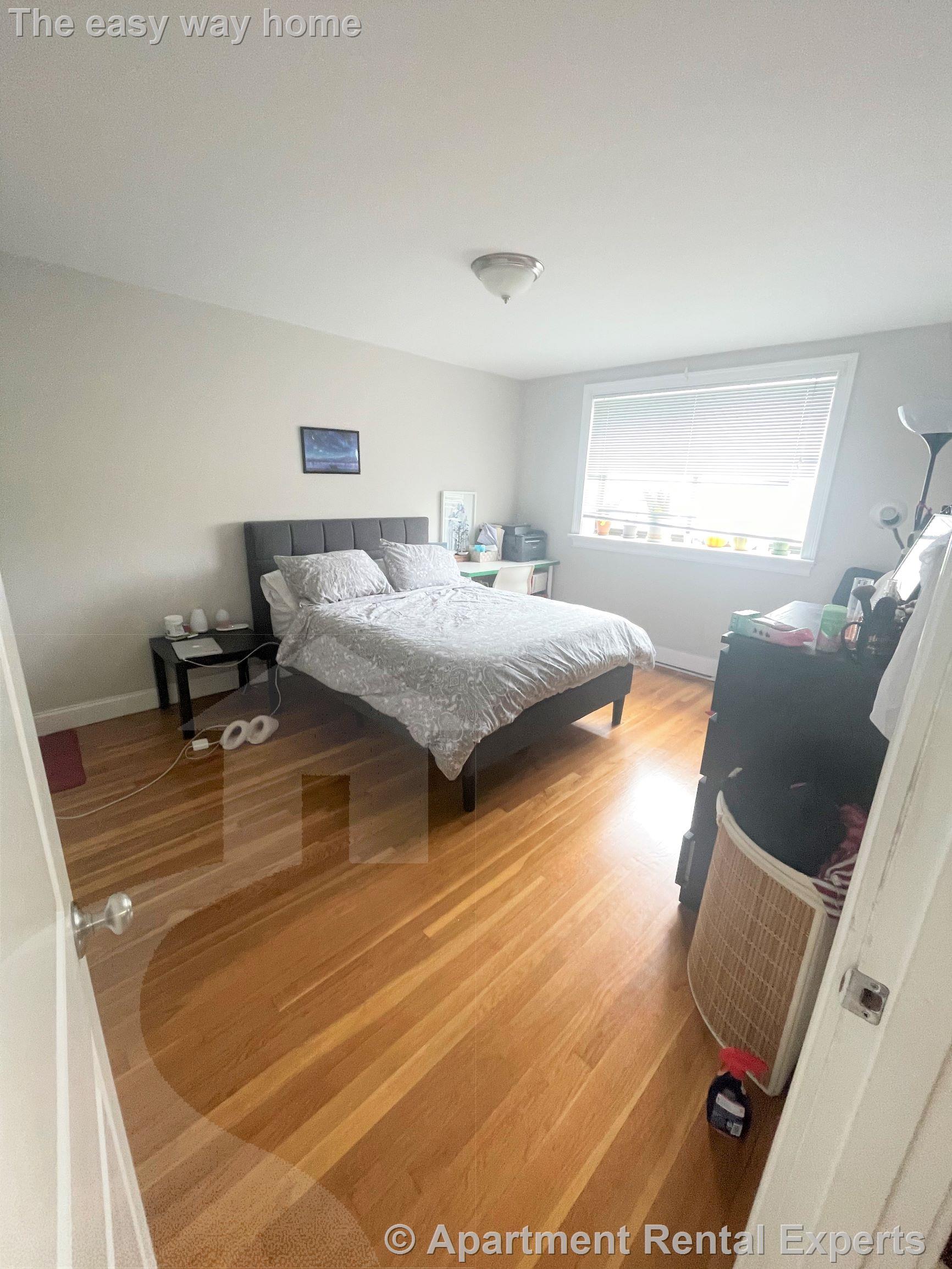 134 Summer St, Malden Center