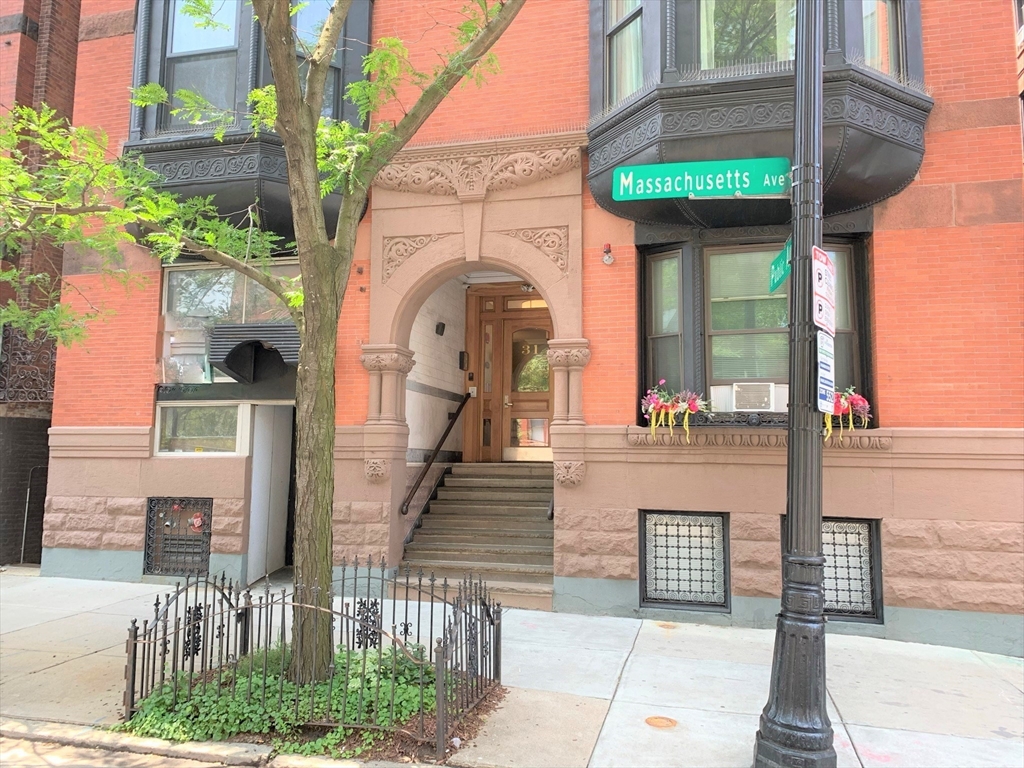 31 Massachusetts Ave, Back Bay