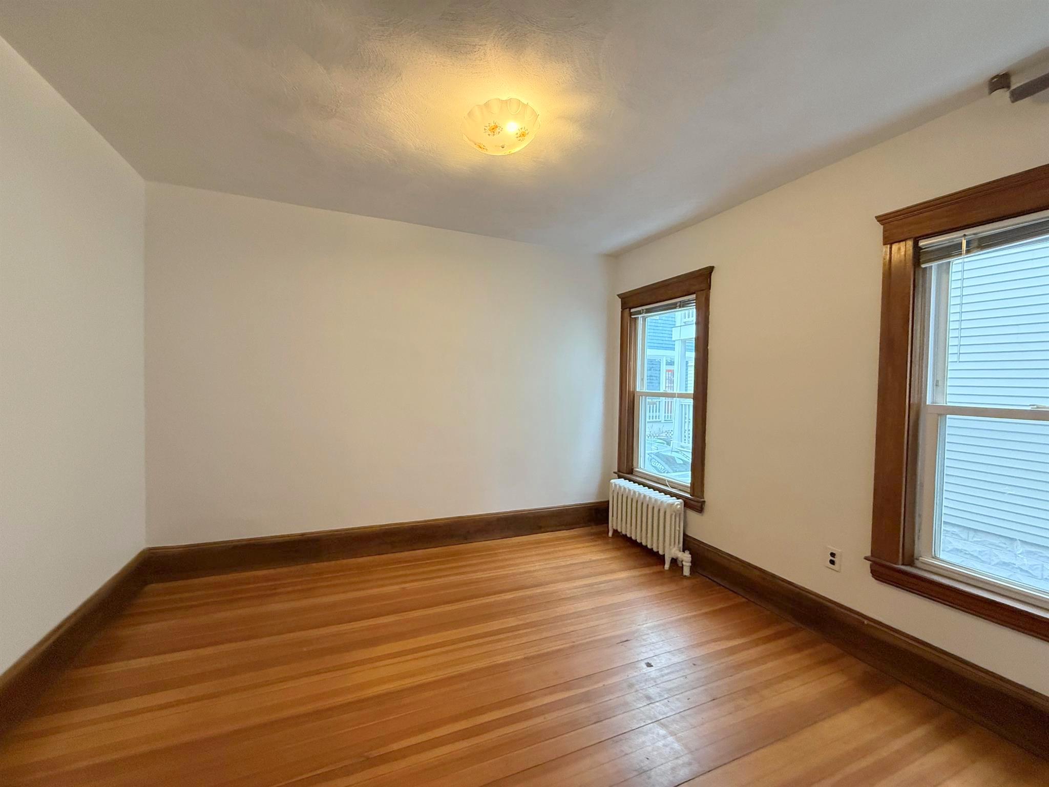 50 Simpson Ave, Tufts