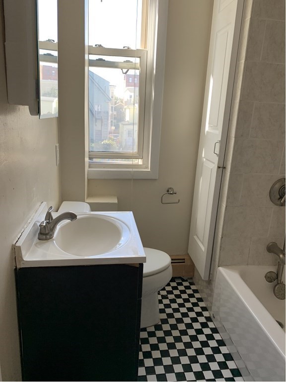 309 Columbia, Wellington-Harrington