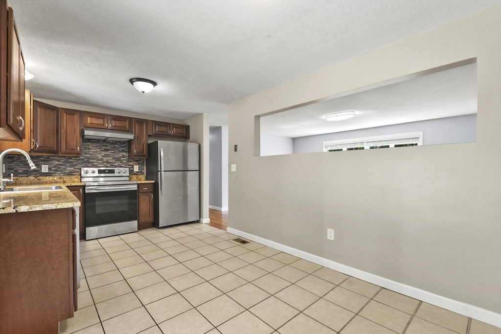 10 Lawndale Rd, Mansfield