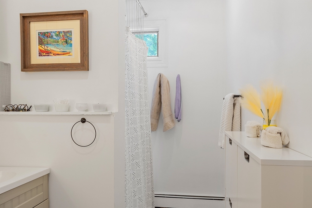 401 Cabot St, Beverly