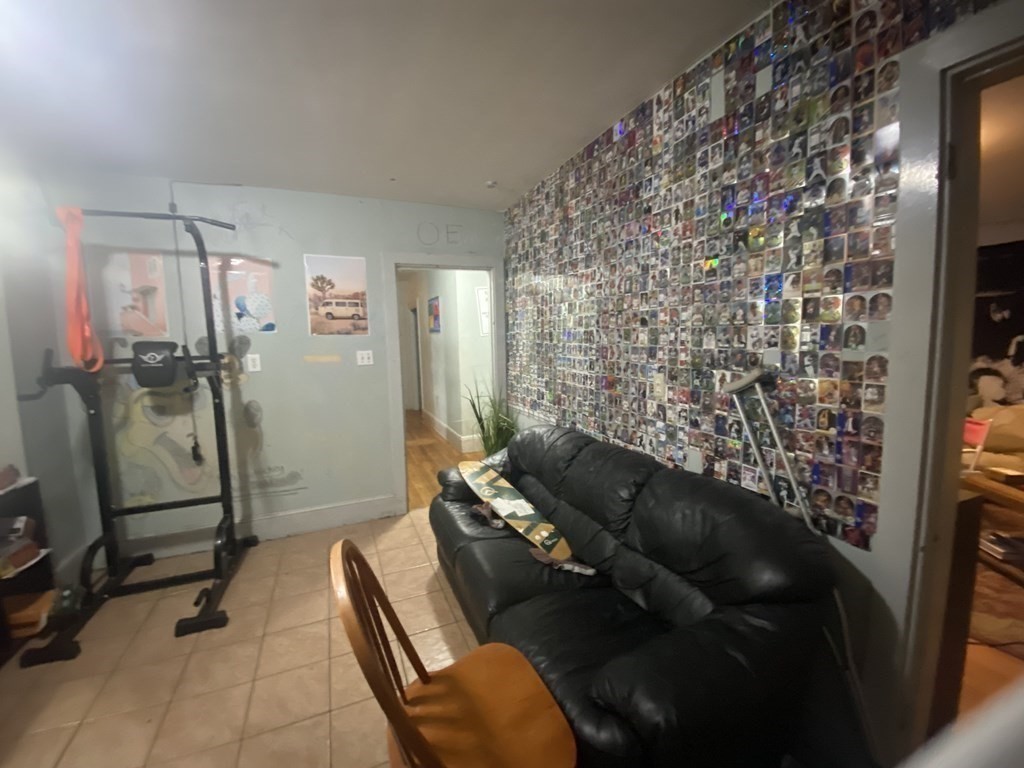 46 Ashford St, Allston