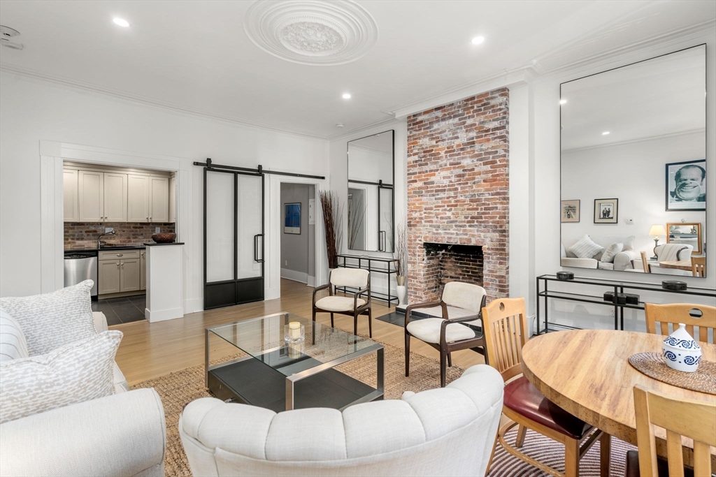 30 Hancock St, Beacon Hill