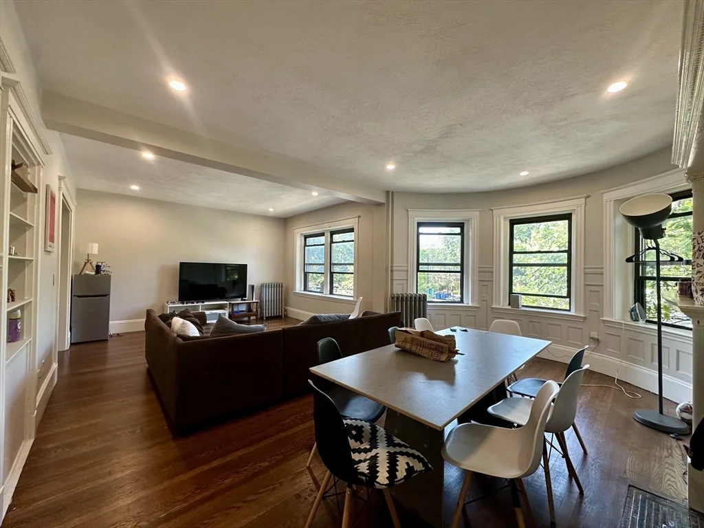 1855 Beacon St, Aspinwall Hill