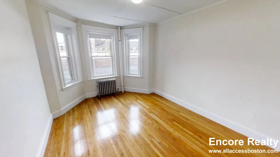 1179 Boylston St, Fenway