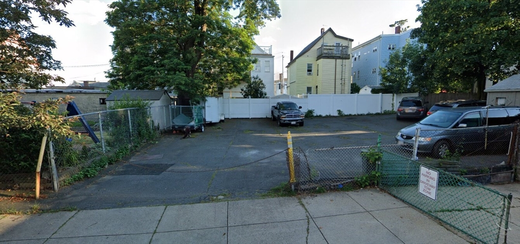 36 Raven, Dorchester