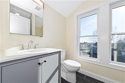 232 Fulton St, Medford