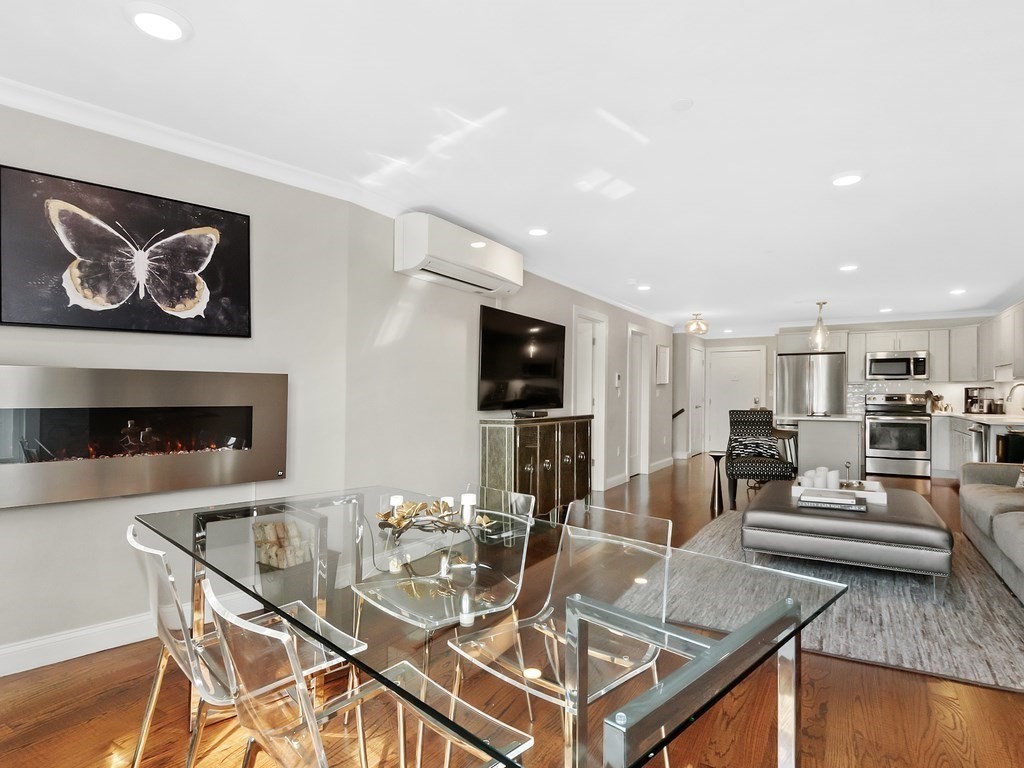 1789 Centre St, West Roxbury