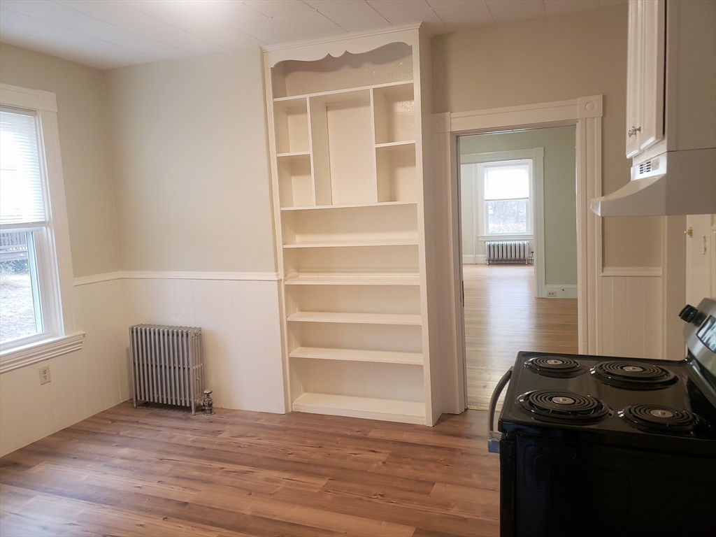 15 Hayward St, Attleboro