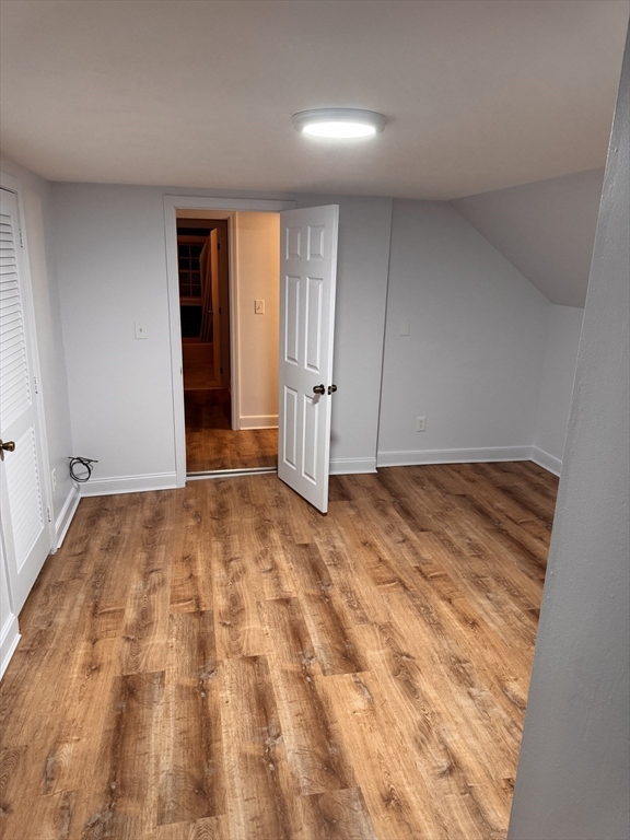 21 North Main St, Avon