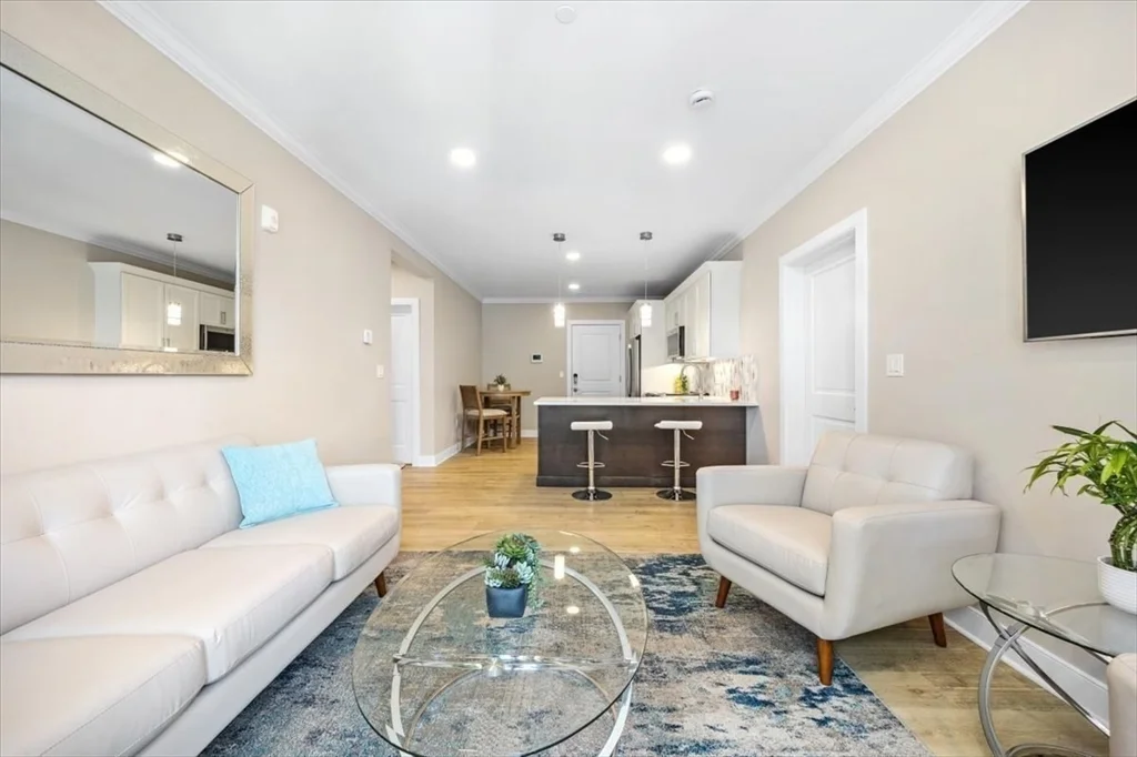 21 Totman St, Quincy