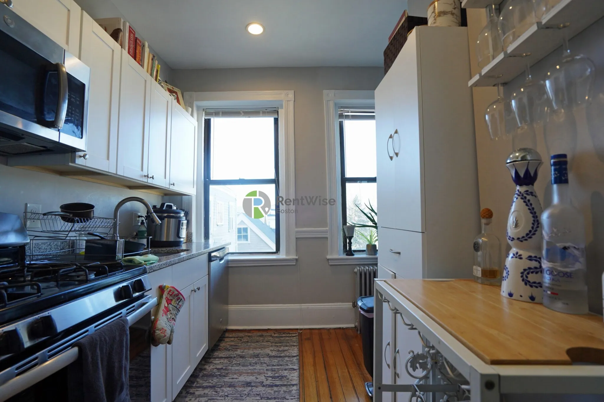 56 Gardner St, Allston