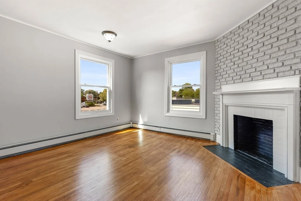 17 Shirley St, Quincy