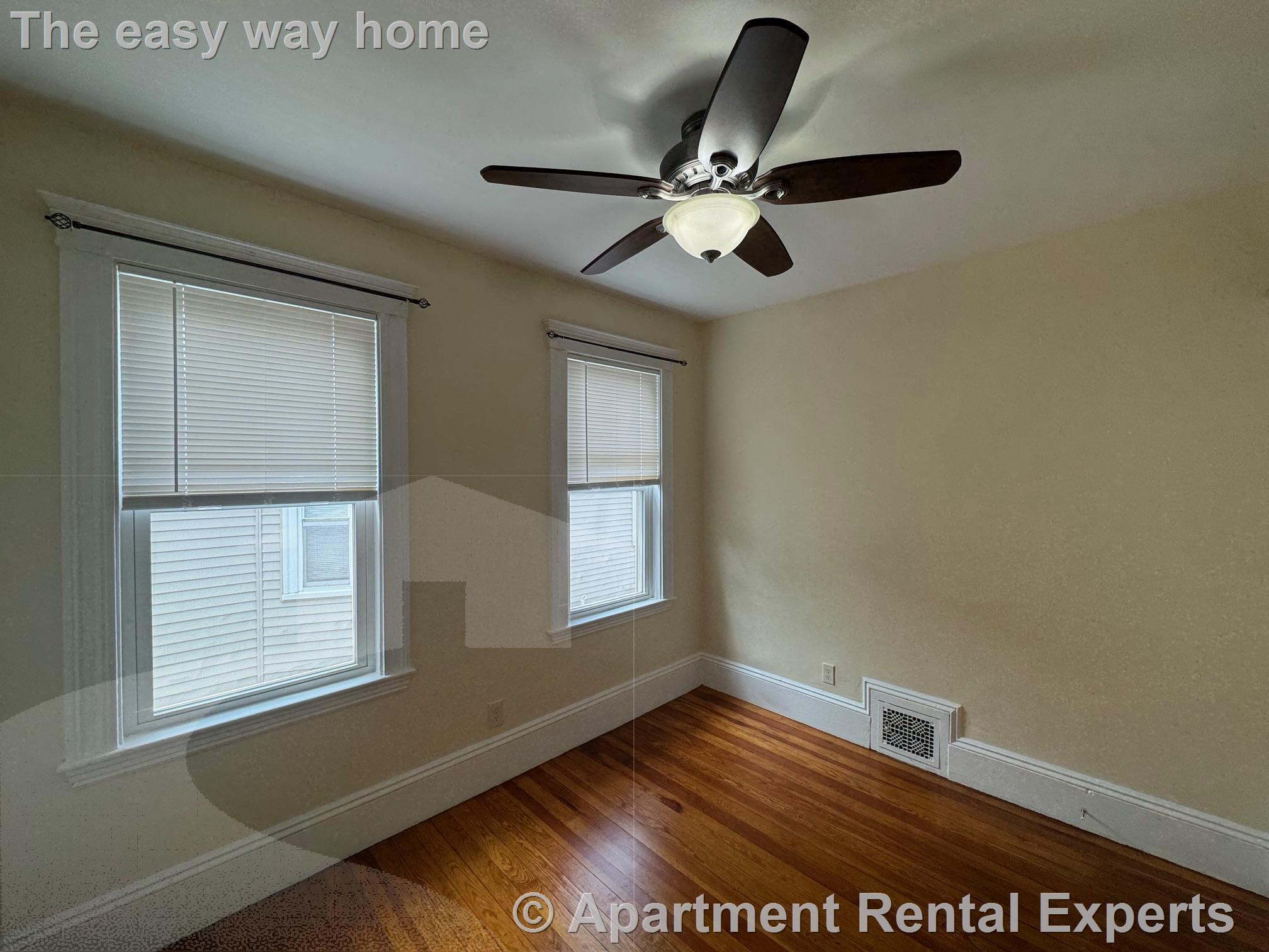 63 Conwell Ave, Tufts