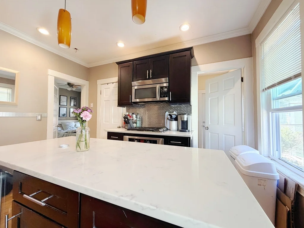 17 Pleasant St, Dorchester