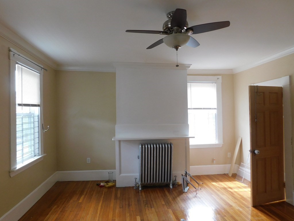 2 bed, 2.5 bath apartment for rent at 81 Mount Pleasant Ave Unit A, Roxbury — photo 3 of 6