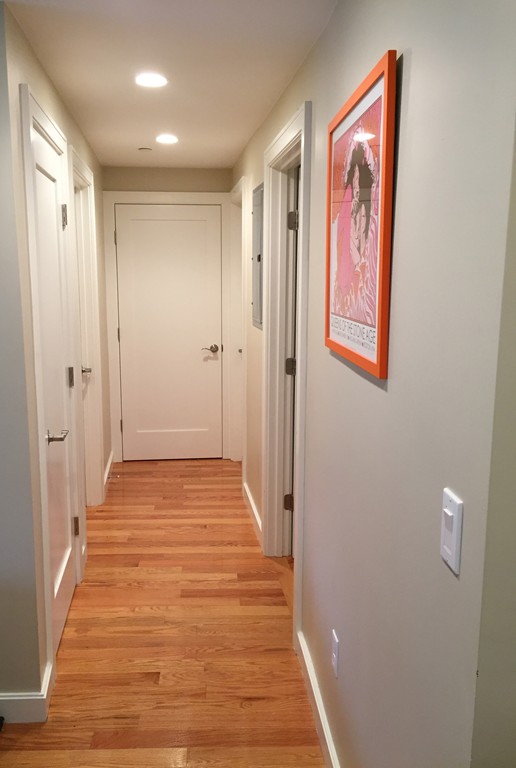 3 bed, 2 bath apartment for rent at 65 Willow Ct Unit 6, Dorchester — photo 4 of 6