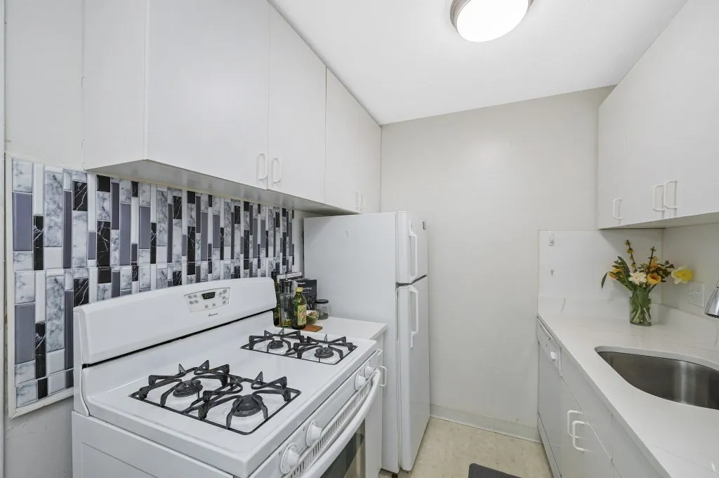 144 Kenrick St, Oak Square