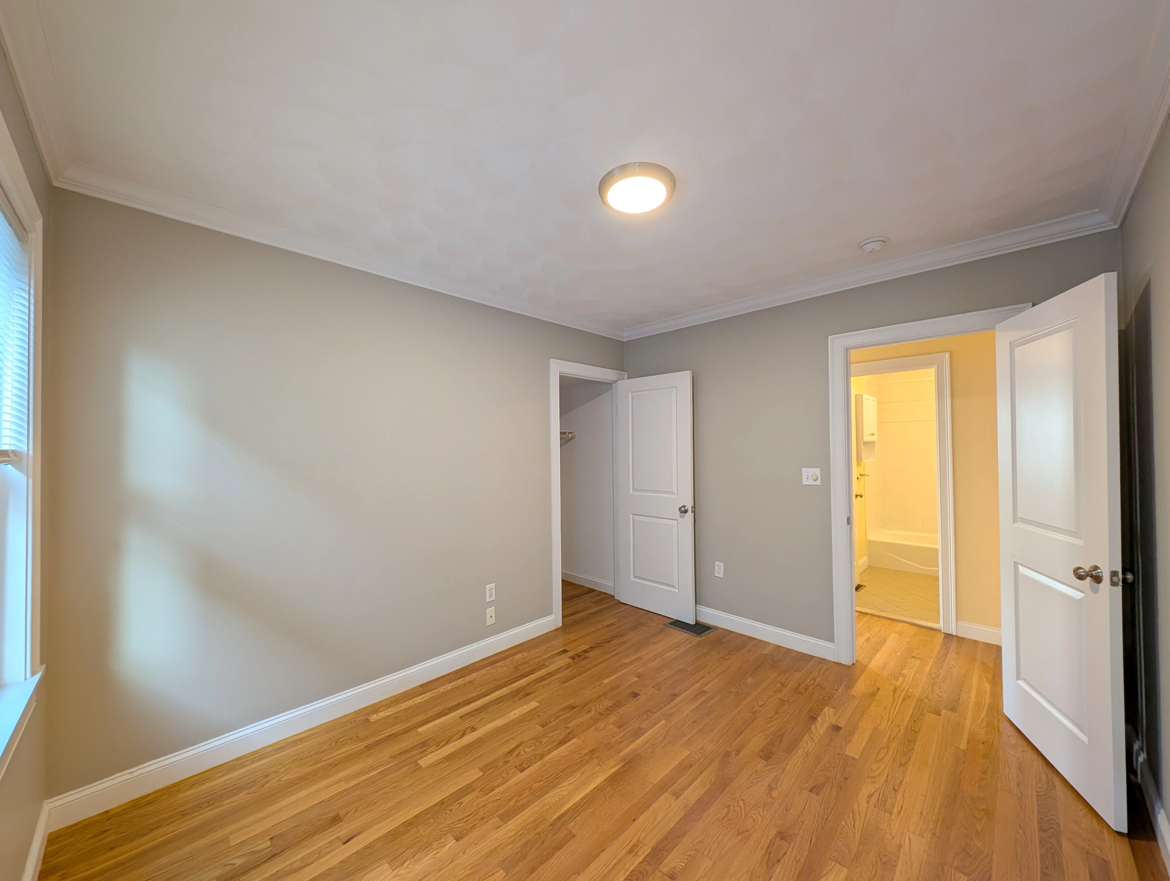 615 Boston Ave, Medford