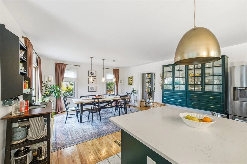 6 Montaup Rd, Sharon