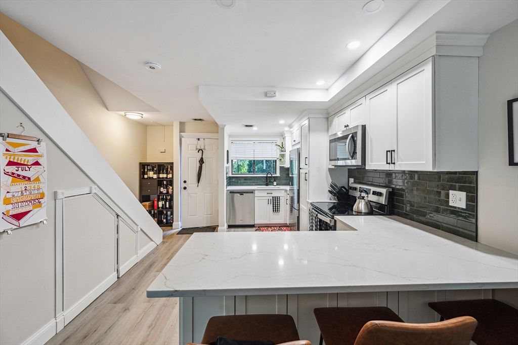 330 Sterling St, West Boylston