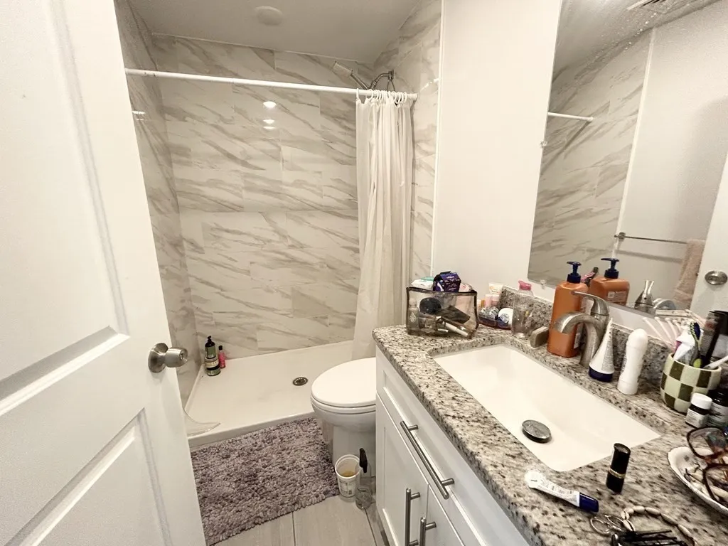 65 Burrell St, Roxbury