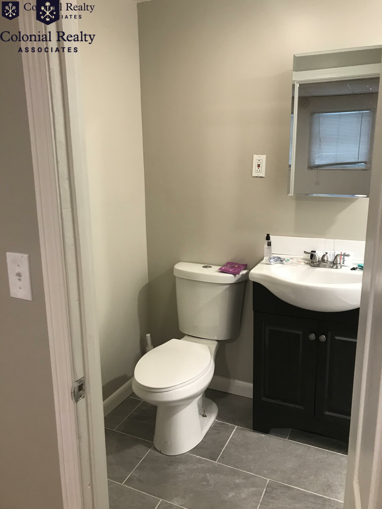 923 Beacon St, Fenway