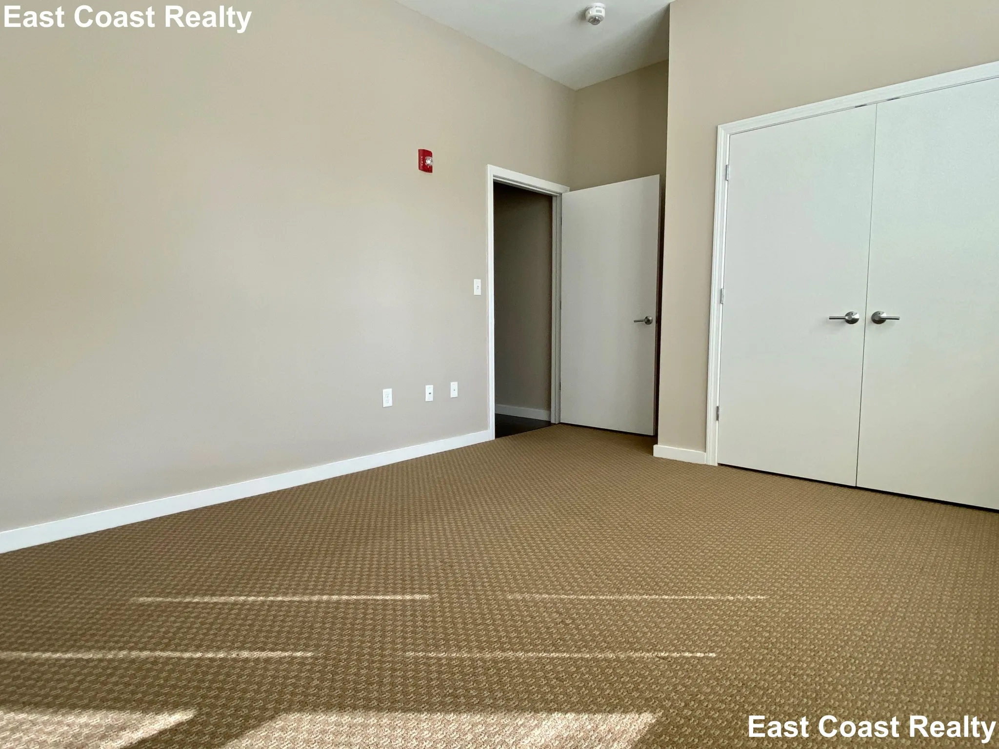 625 Mcgrath Highway, East Somerville