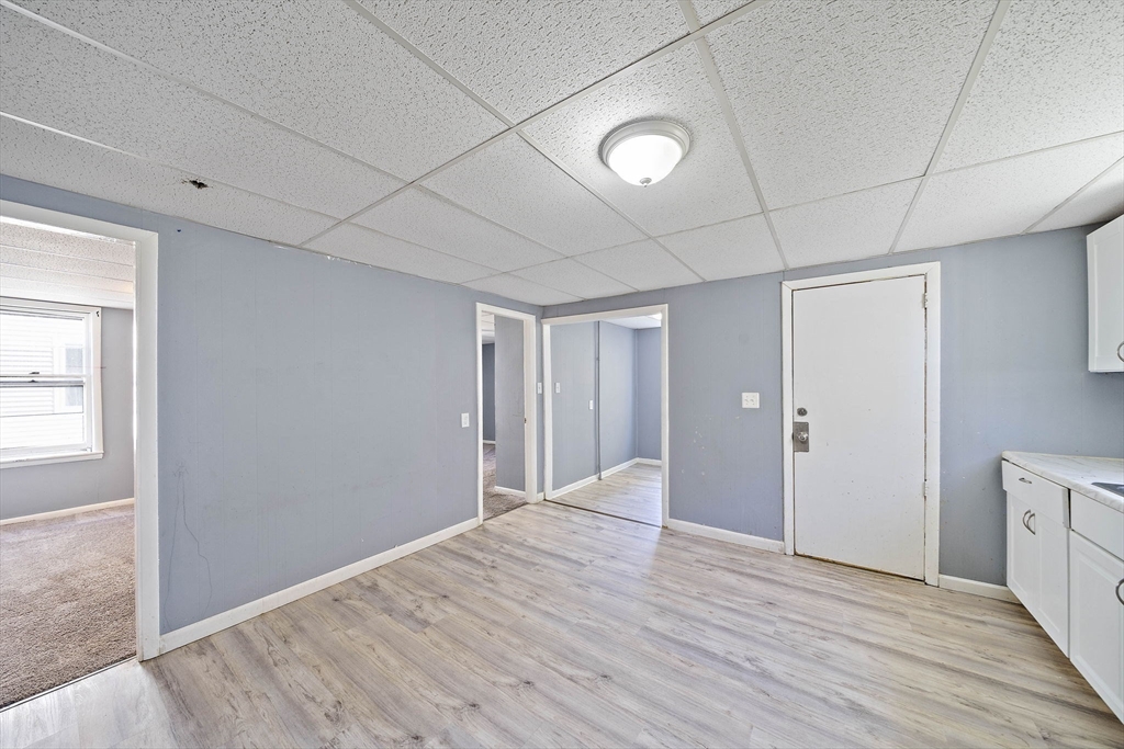 48 Rocliffe St, Fall River