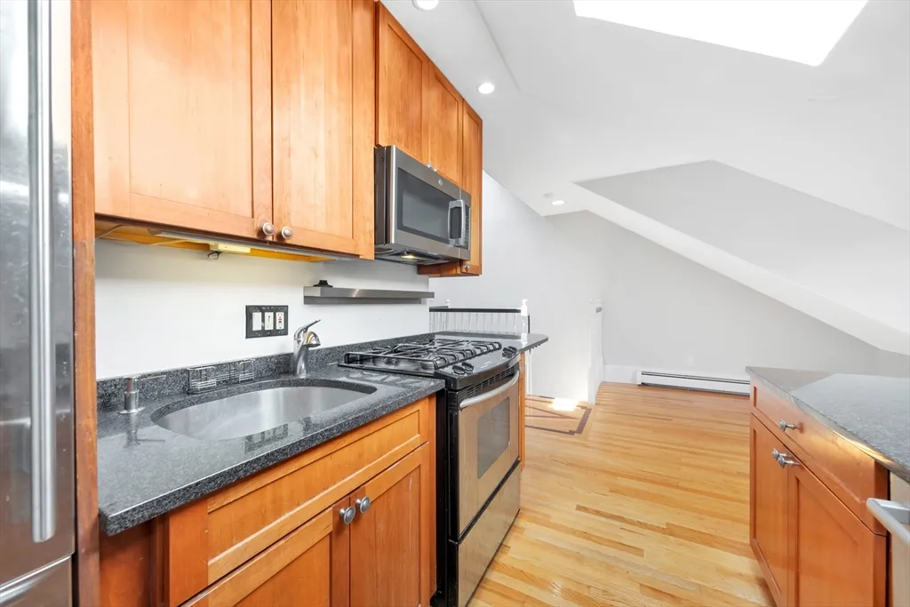 32 East Springfield St, South End