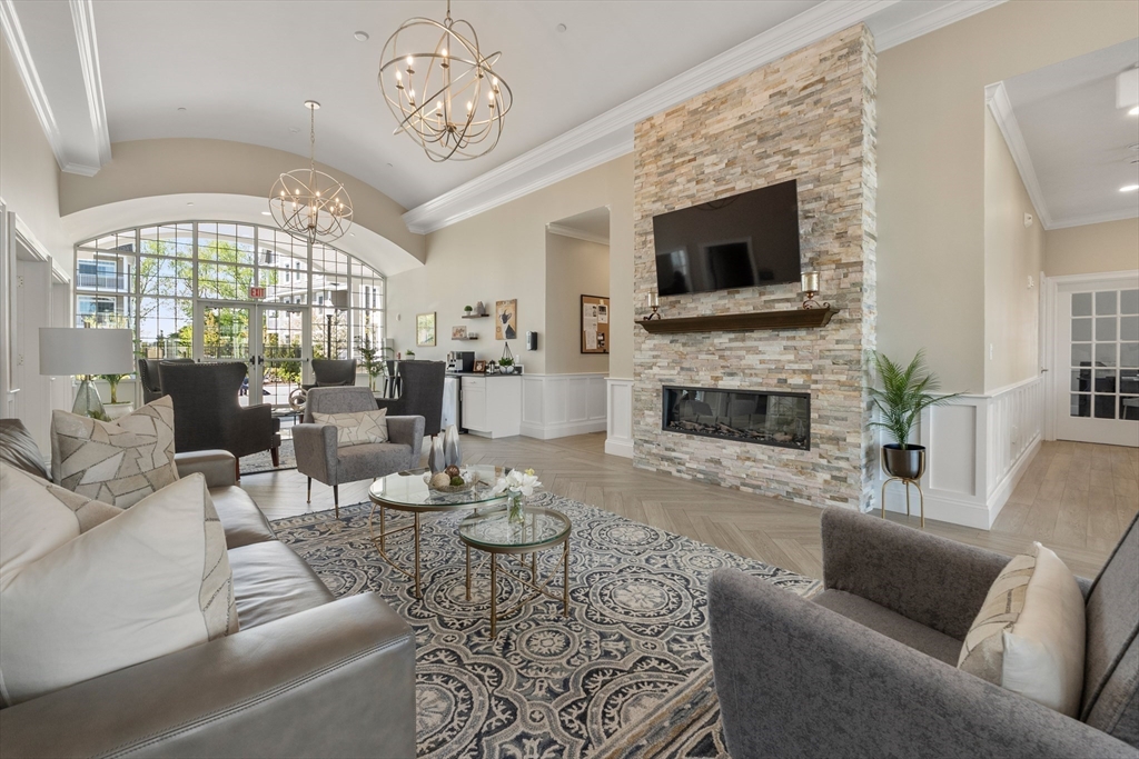 320 Middlesex Ave, Medford