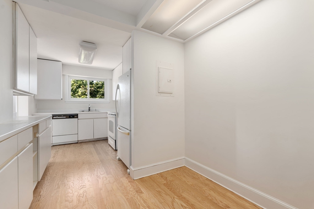 131 Sewall Ave, Coolidge Corner