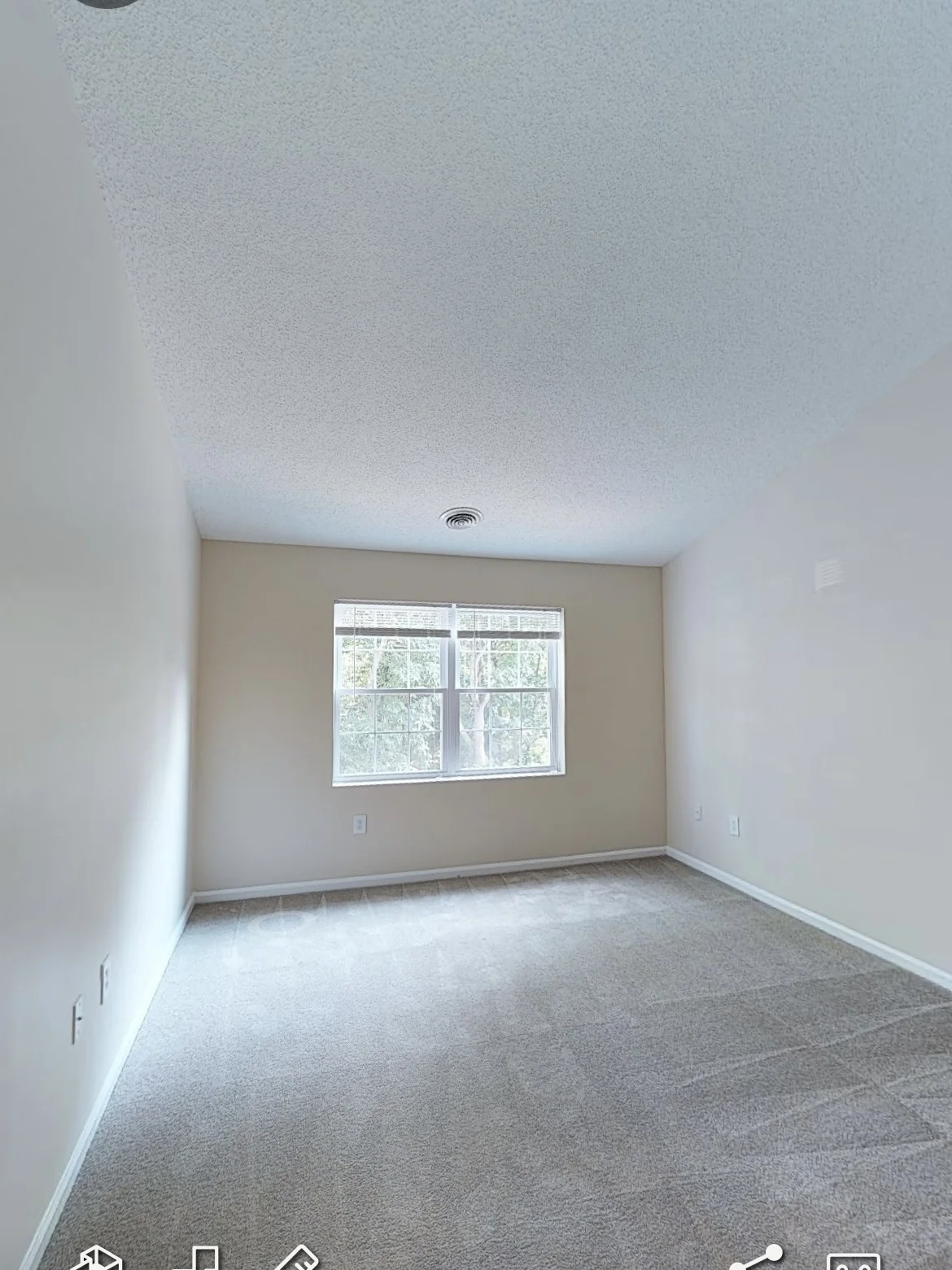 1 Arboretum Way, Burlington