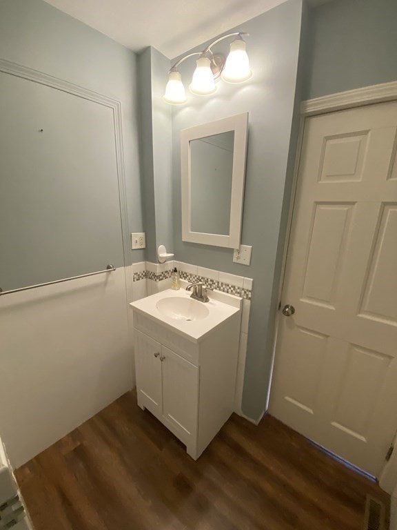 77A South Central, Quincy