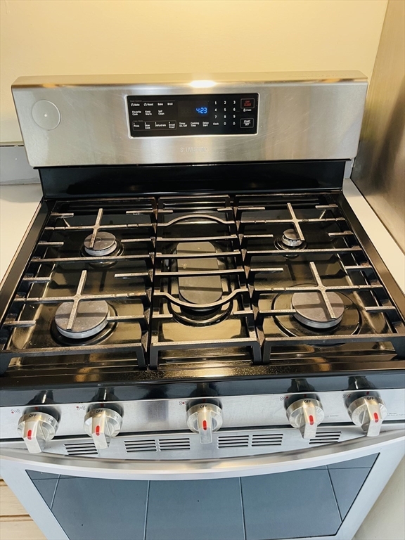 5 Kenmar Dr, Billerica