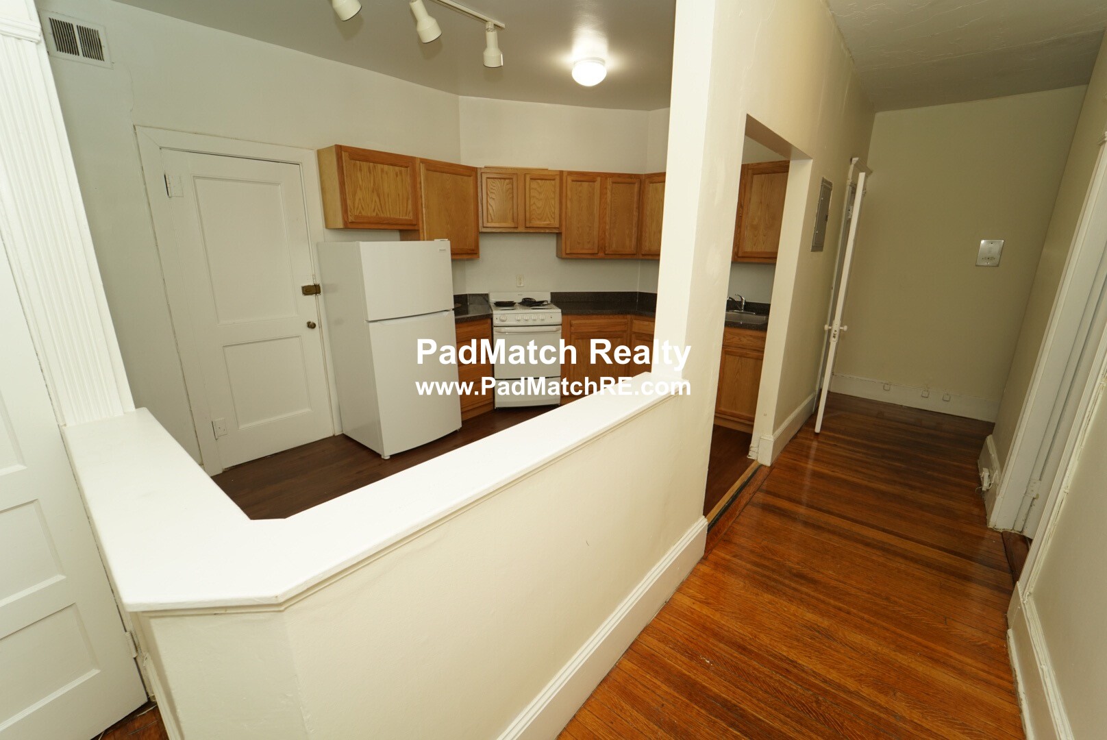 1595 Beacon St, Brookline