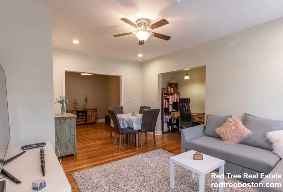 1404 Commonwealth Ave, Brighton