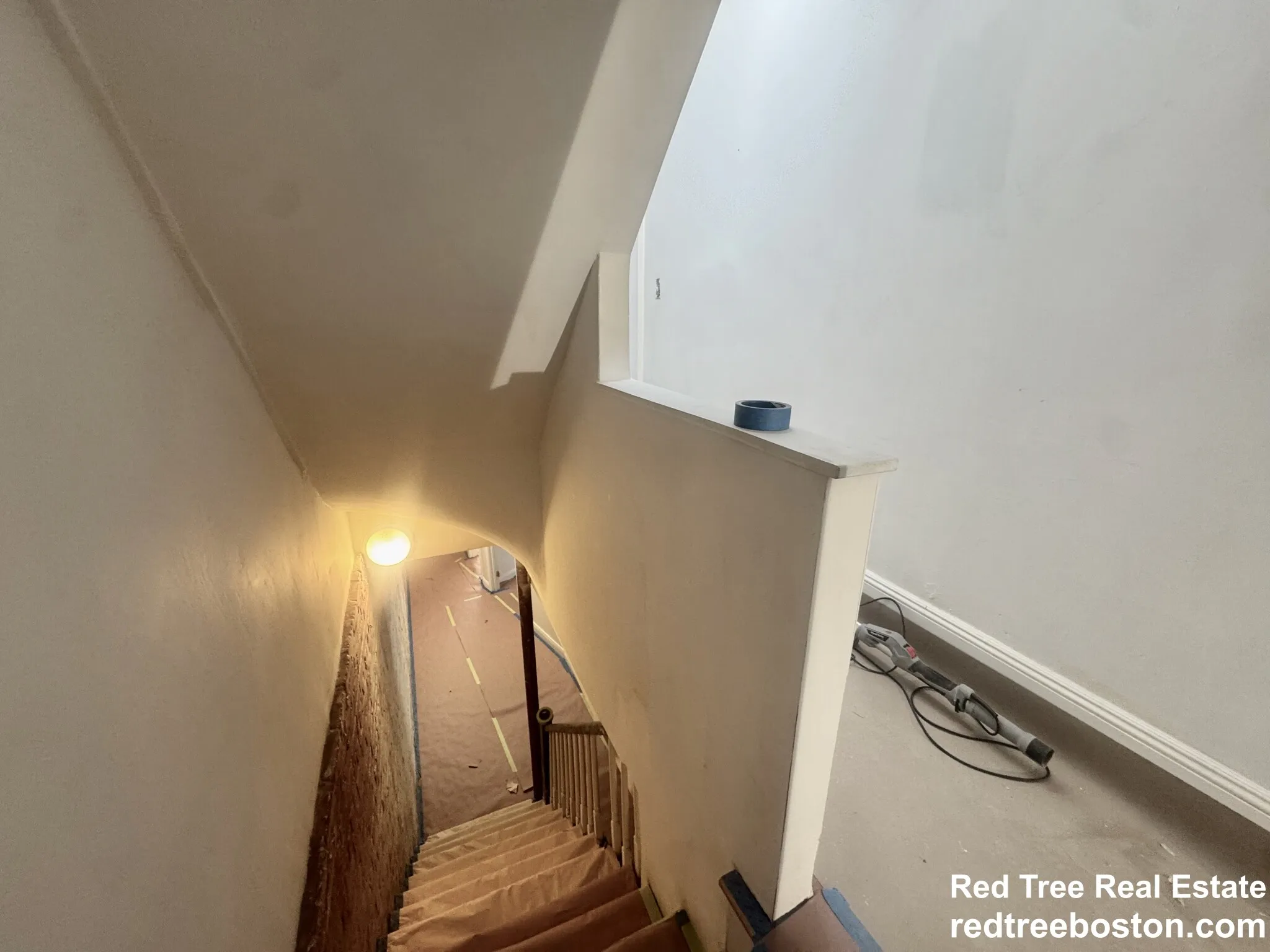 14 Quint Ave, Allston