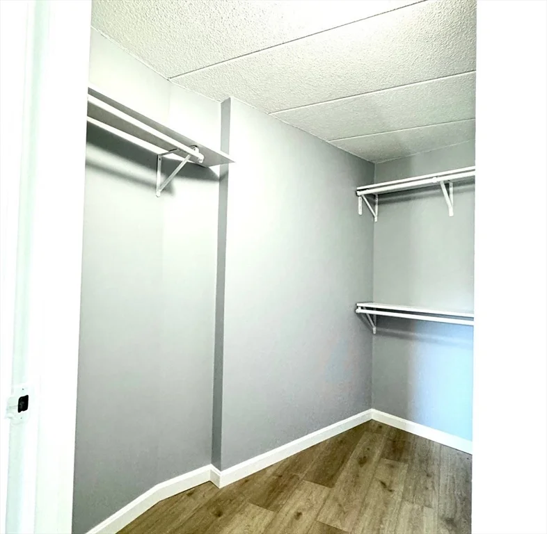 147 Turner Rd, Holliston