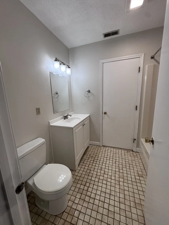 168 Pine St, Danvers