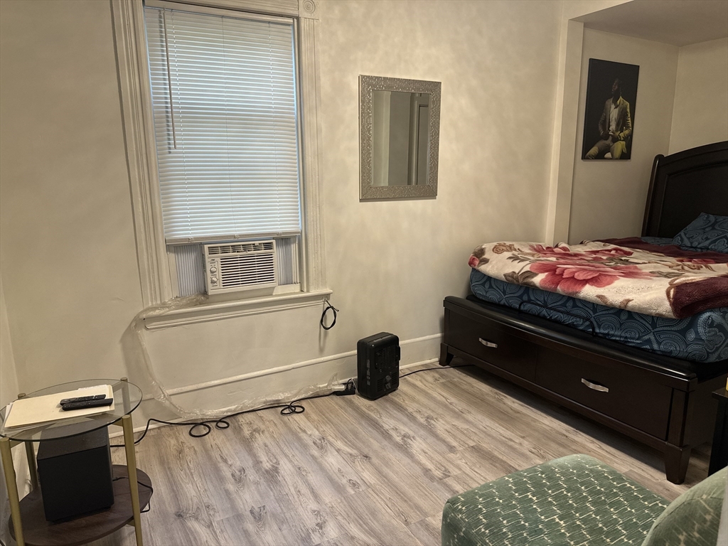 14 Hooper, Worcester