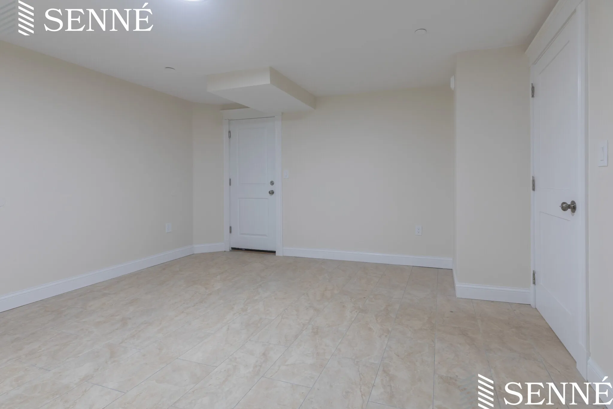 3 Linnaean St, Neighborhood Nine