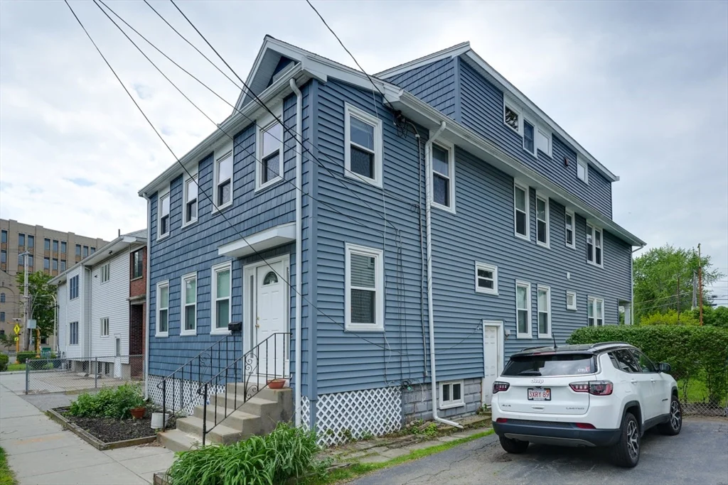 12 Keenan St, Watertown