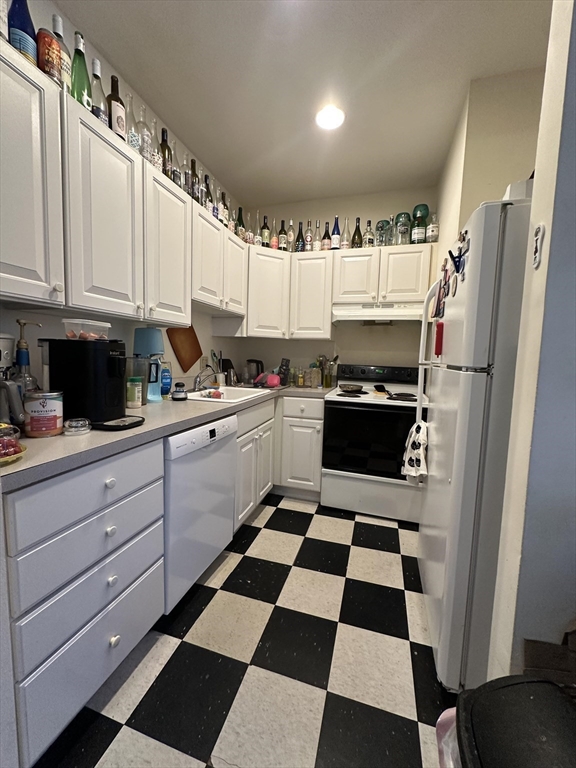 665 Massachusetts Ave,, South End