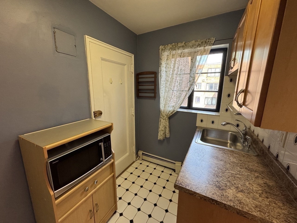 79 Sutherland Rd, Brighton