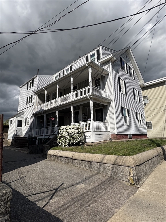 16 Capron St, Attleboro