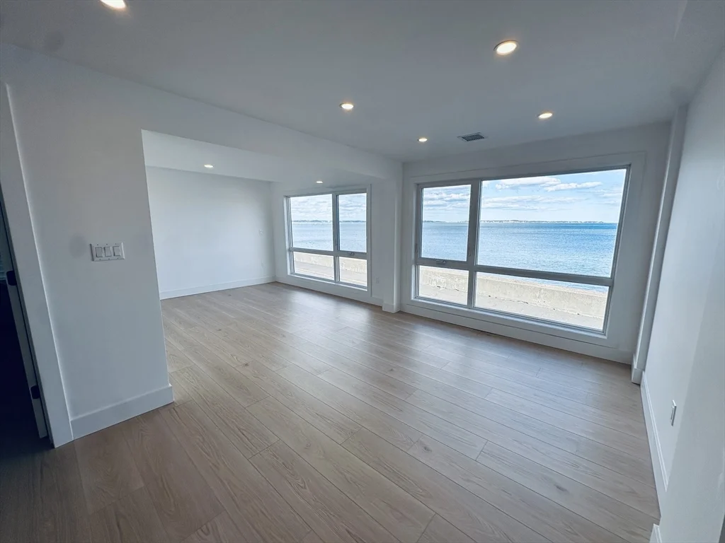 280 Endicott Ave, Revere