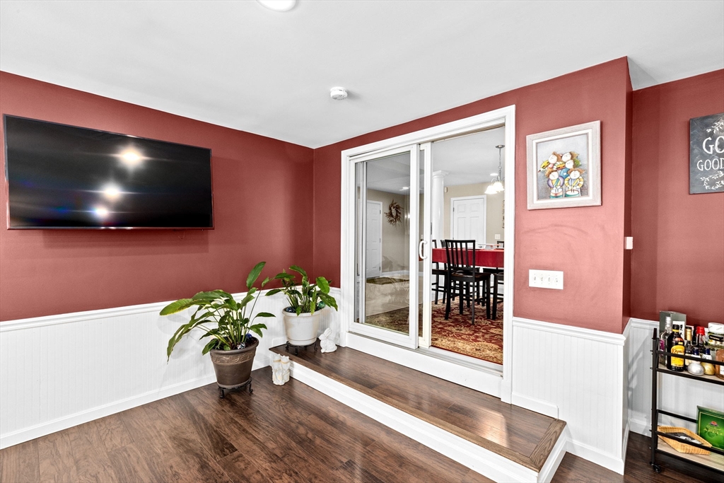 13 King Philip Way, East Freetown