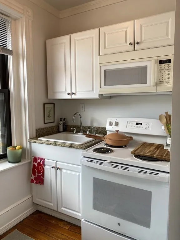 552 Tremont St, South End